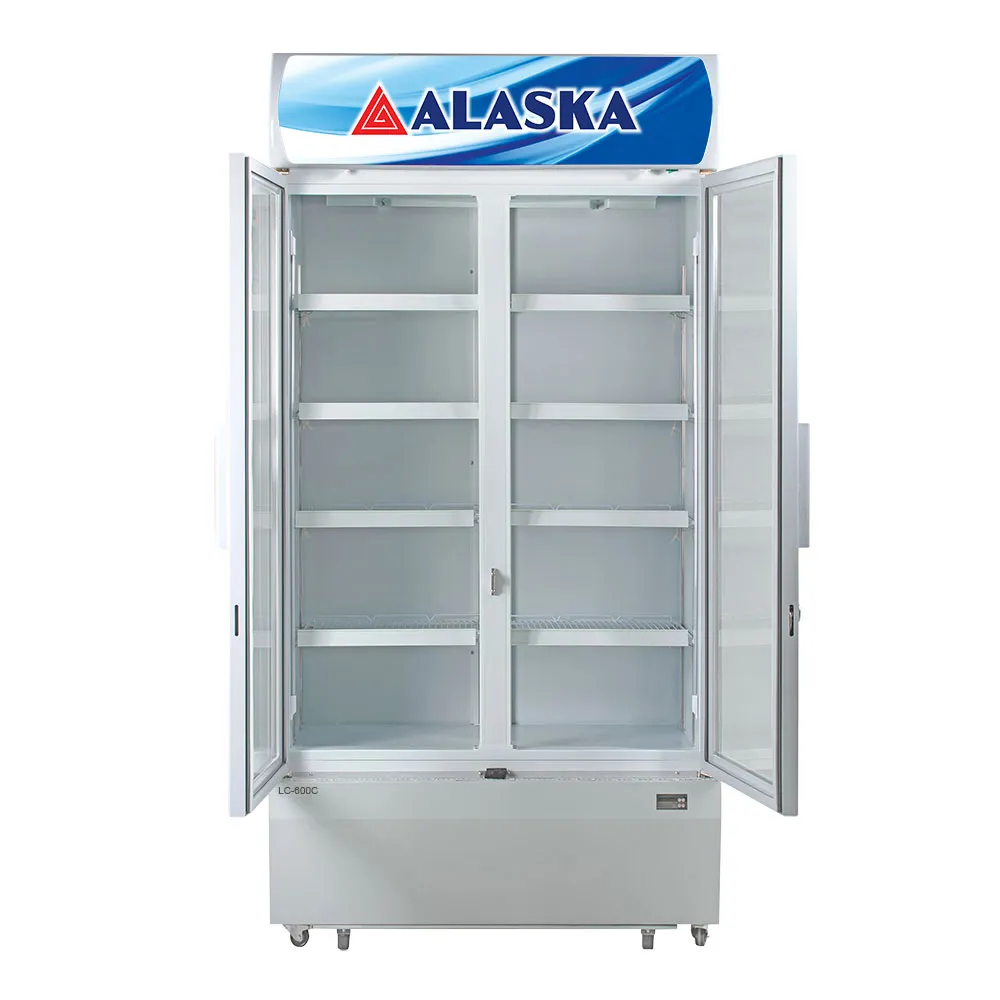 Cửa kính Low-E tự đóng và không gian 8 kệ của tủ mát Alaska LC-600C